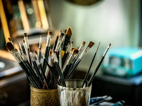 Aula de consultoria de marketing de arte gravada de 60 minutos com o artista Chad Creasy