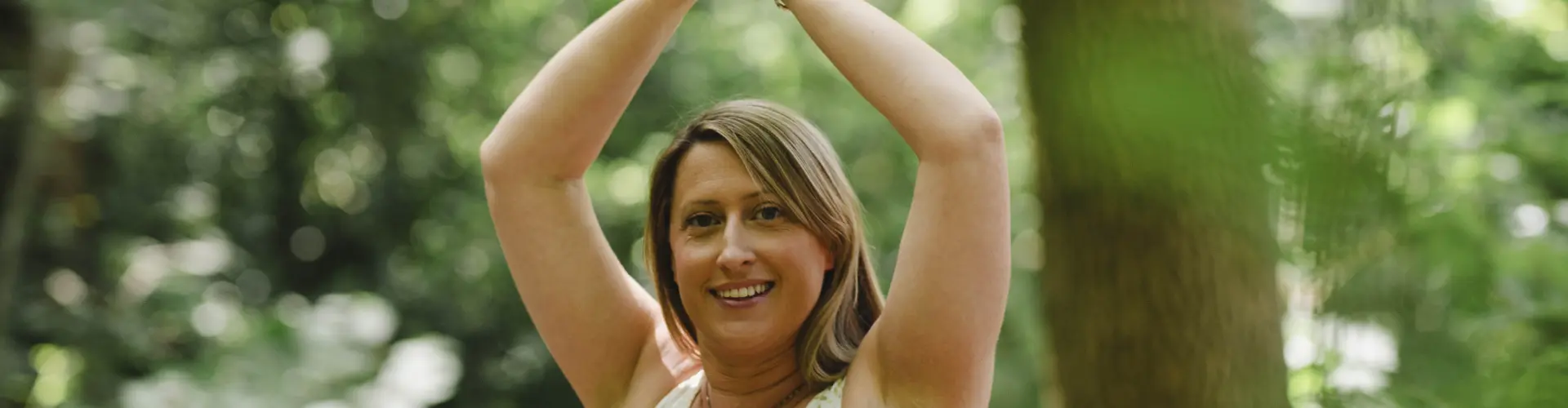 Restoratif Şifa Yogası - 4 / 4 Temmuz seansları - Online Class by Sarah Evans 